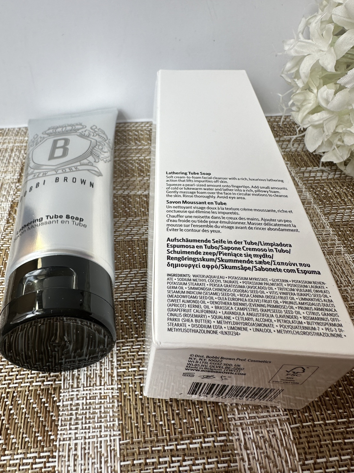 Bobbi Brown Lathering Tube Soap 4.2 Oz 125 mL Full Size Face Cleanser NIB
