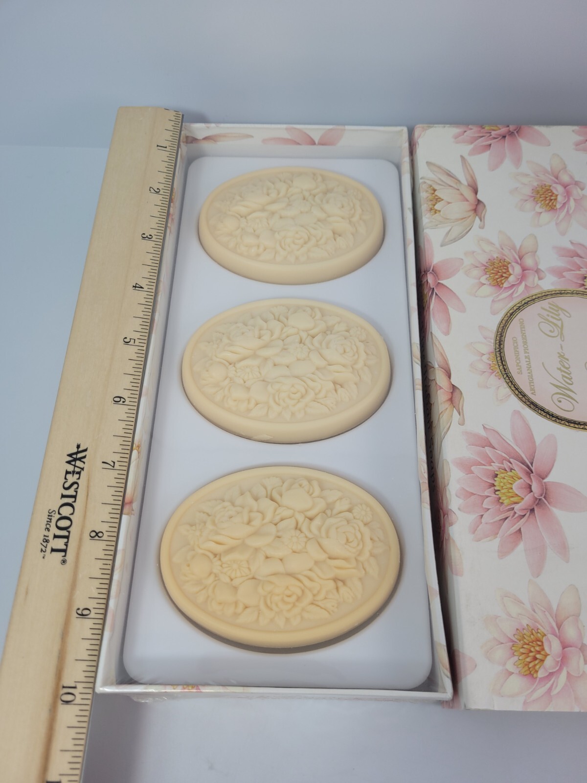 Saponificio Artigianale Fiorentino Water Lilly Blossom Soap 3 bars X 4.4 oz NEW