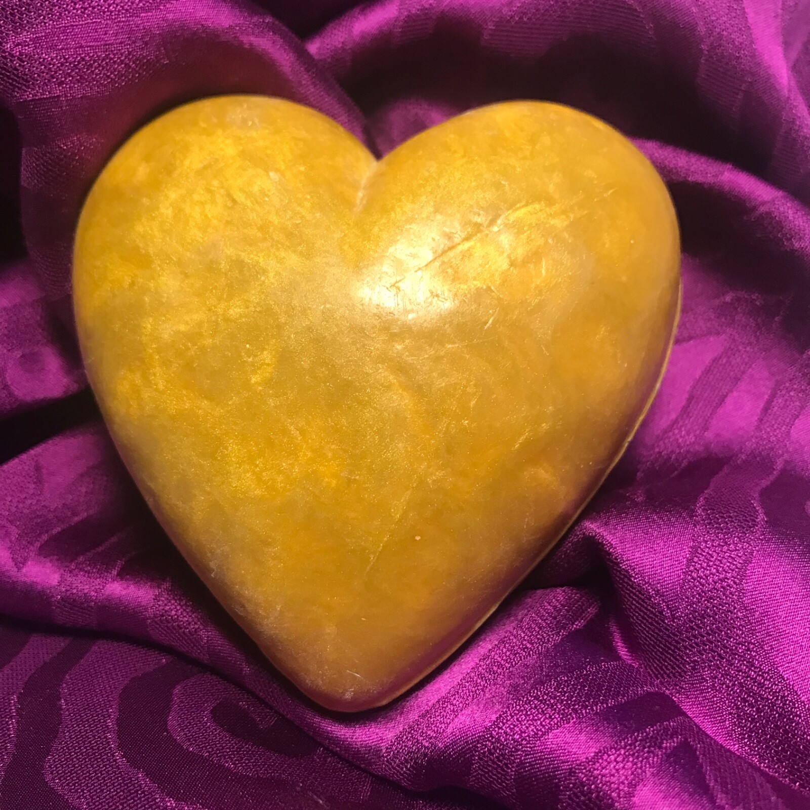 Soap Heart shaped 12.9 oz vintage new in box with ribbon ready for gifting new