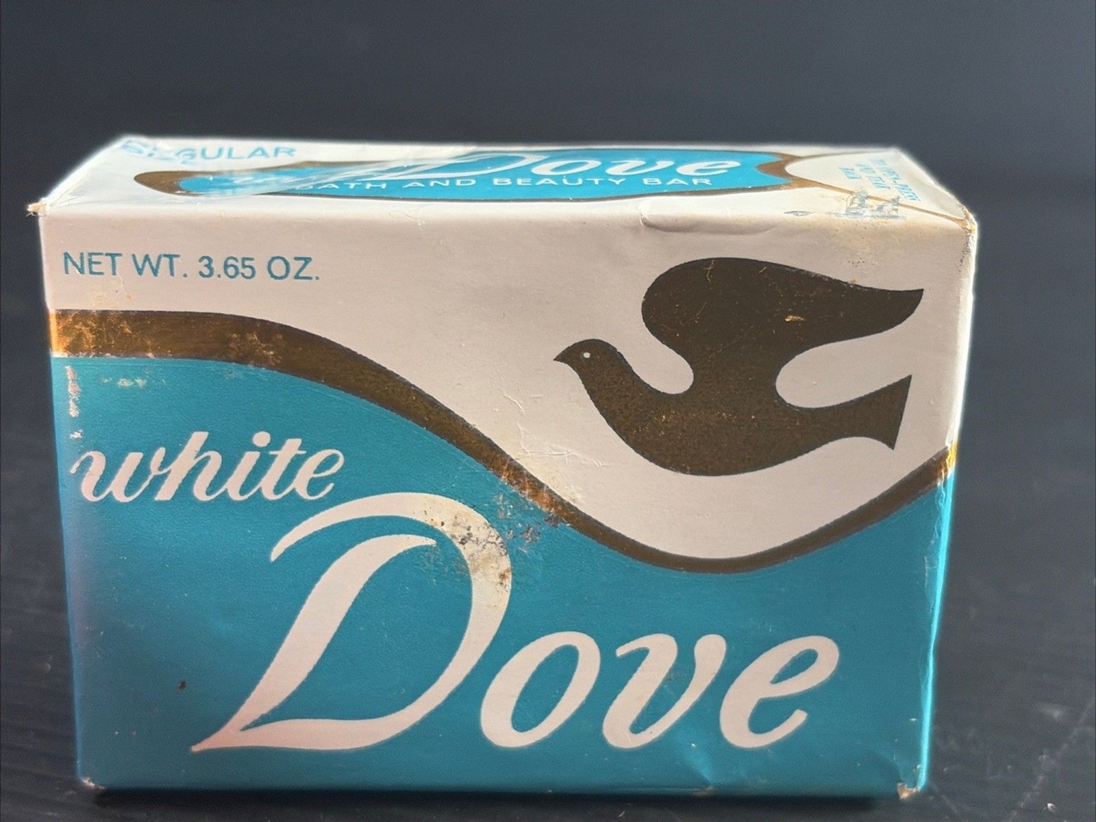 2 Vtg Dove Pink Bars Soap 4.75 Oz Bath Size & 1 Dove White 3.65 Oz