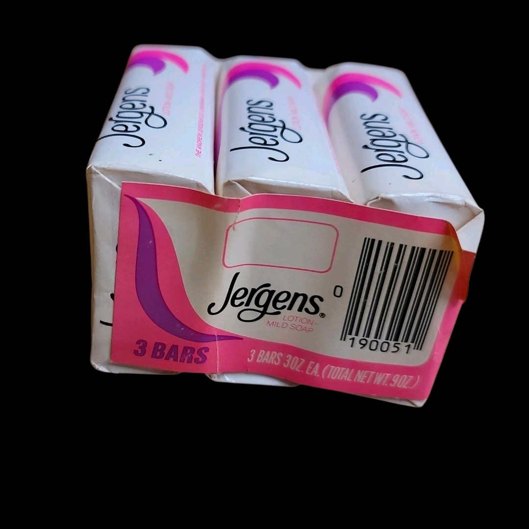 Jergens Mild Soap NOS 3 oz Bars Vintage 1970s Lot of 12 Total 4 Three Bar Packs