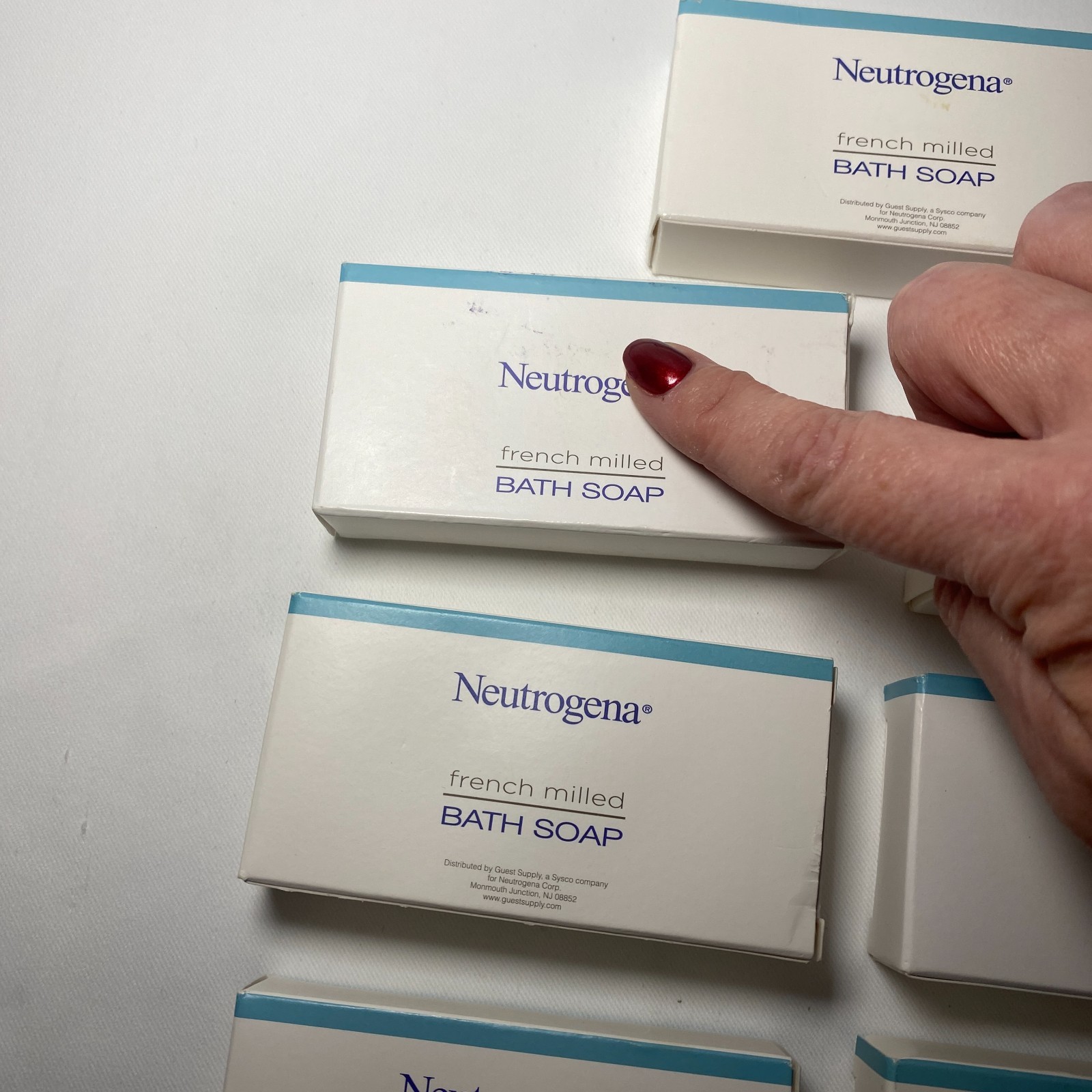 Lot of 7 Neutrogena French Milled Bath Soap Bars Travel 1.2oz 1oz Massage New