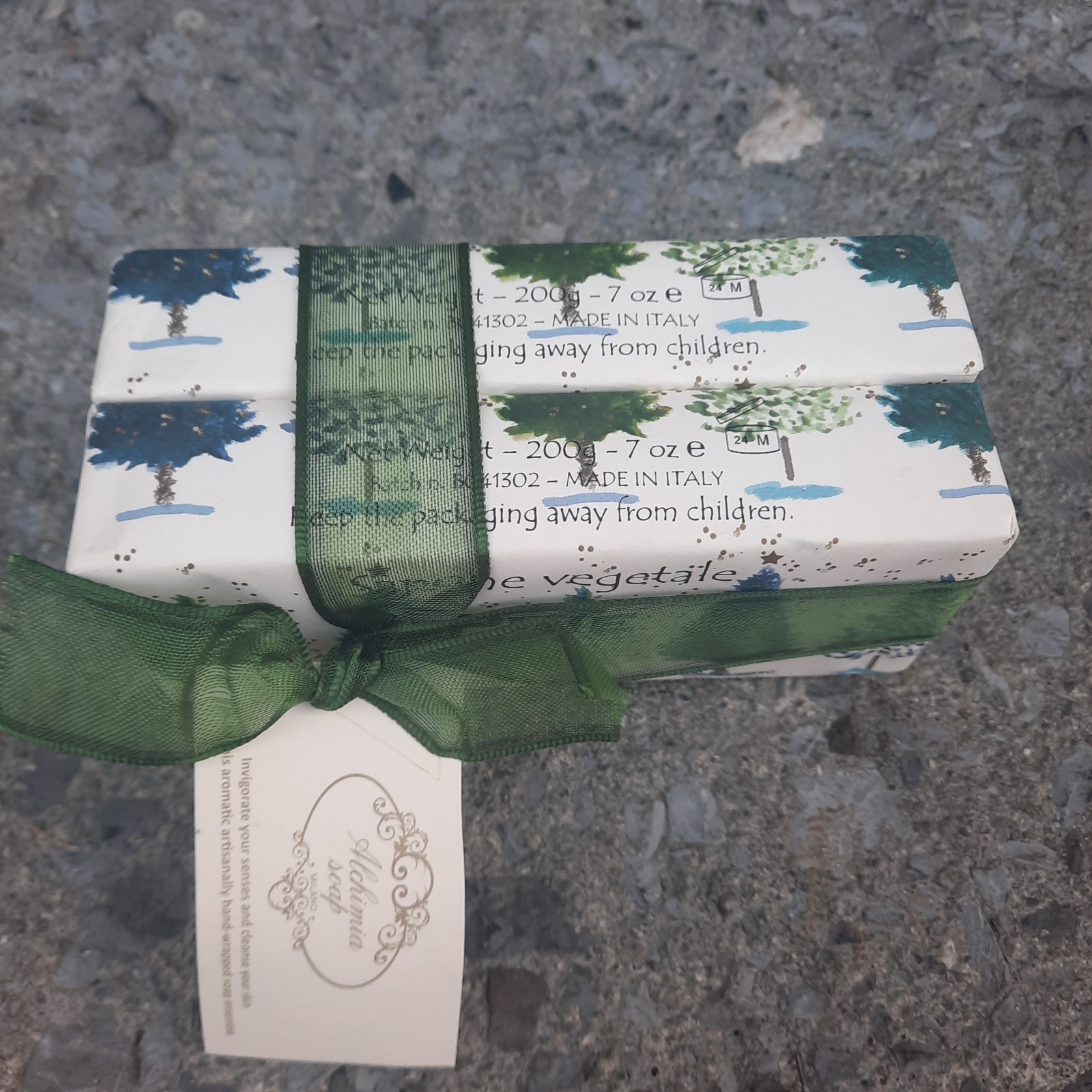 ALCHIMIA Italy Pine Holiday Soap Set 2x 7oz/200g Bars Total 14 Oz 400g