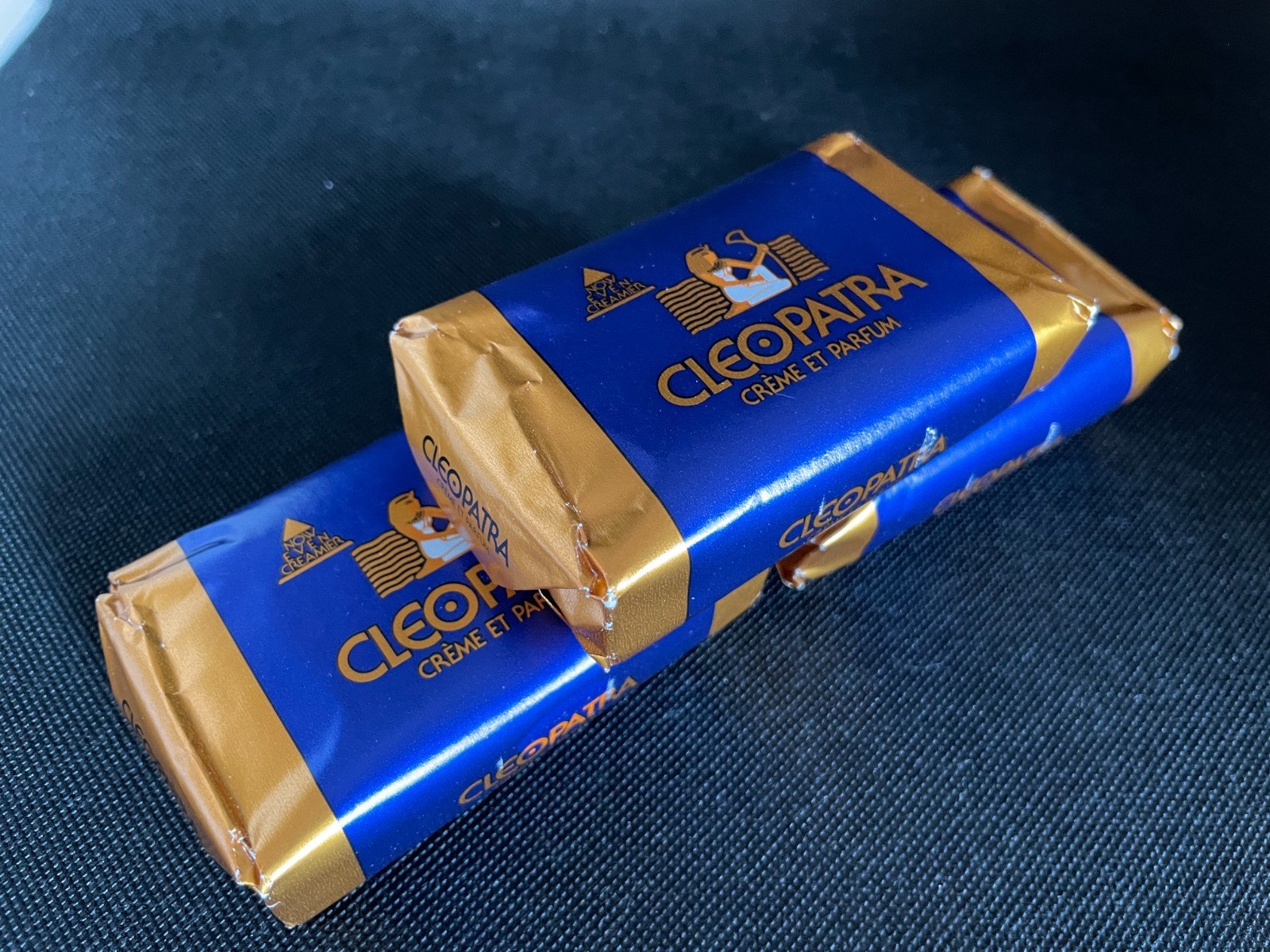 CLEOPATRA Creme et Parfum Soap 120g x3 Colgate Palmolive　Exp 11/25/2026