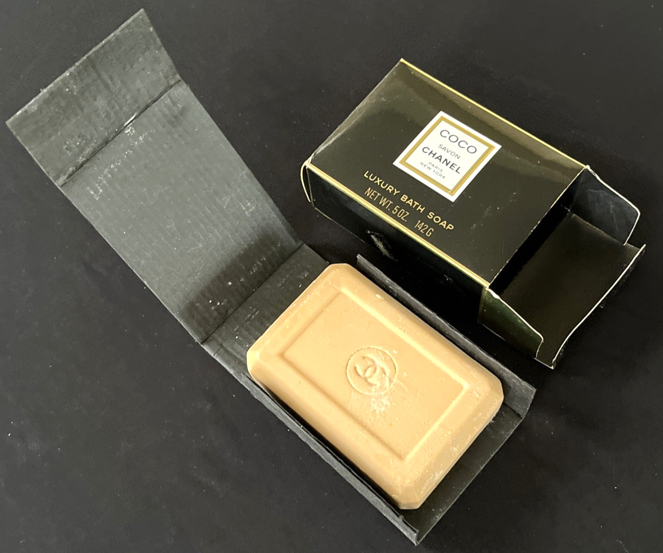 Vintage CHANEL Coco Luxury Bath Soap Savon 5 OZ 142G Unused in Box France READ