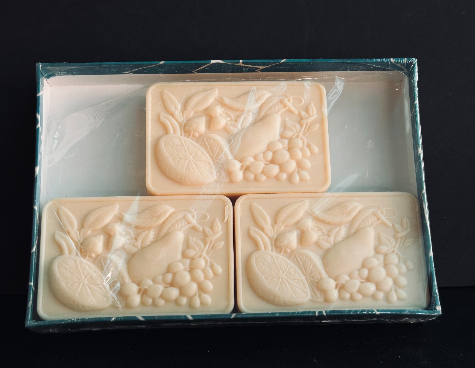 Lot 3 Boxes 6 New Bar Soaps Lemons Melon Rosemary Cucumber France Italy USA C644