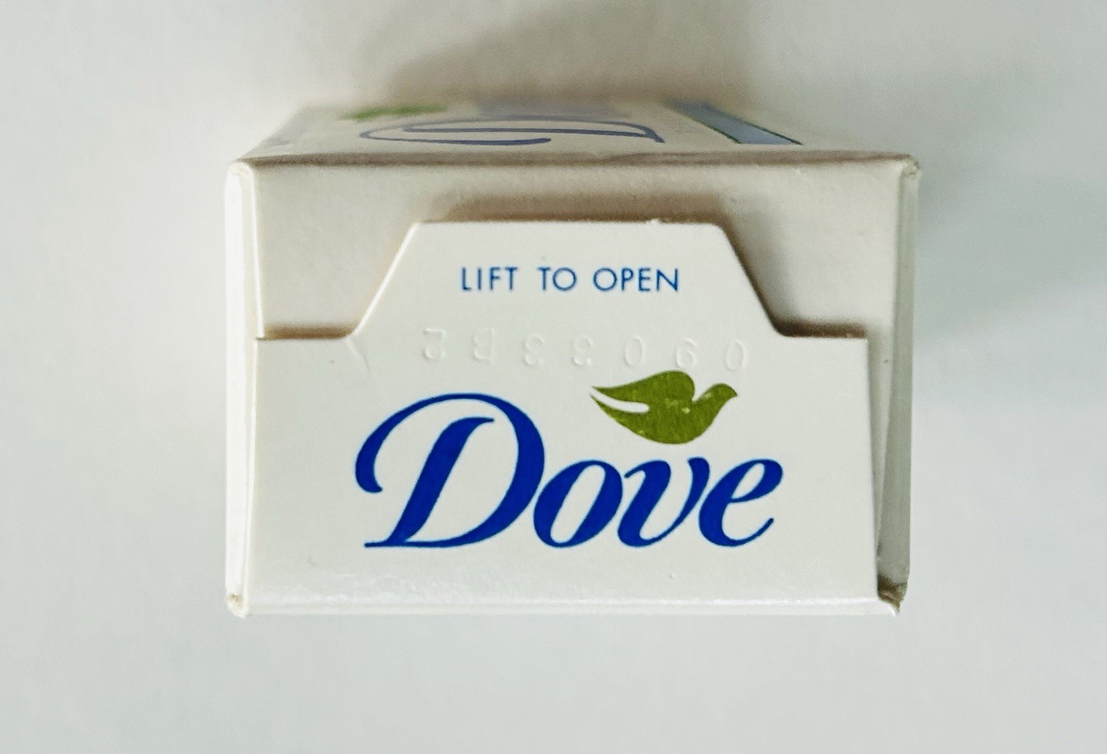 Vintage 1993 Dove 1 oz Beauty Bar Soap 1/4 Moisturizing Cream Classic Prop