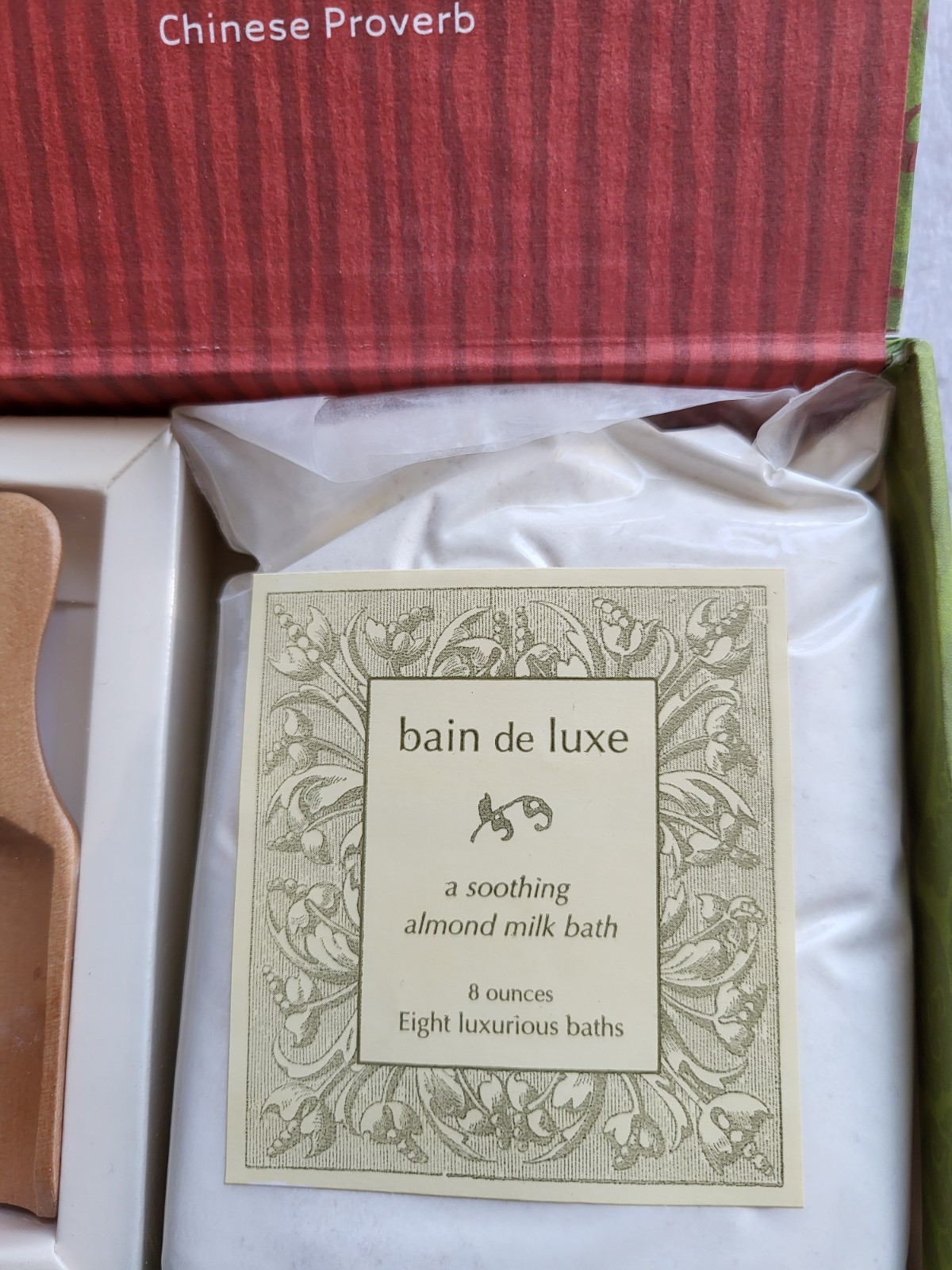 NATURAL ALMOND MILK BATH 8 OZ WITH WOOD SCOOP BAIN DE LUXE BNIB “BIN H”