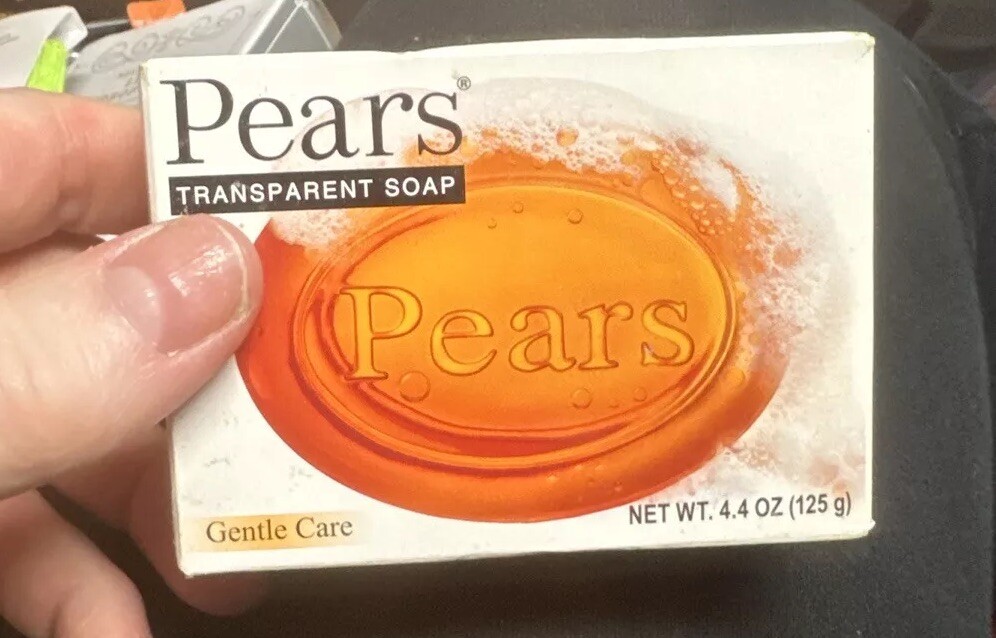 Pears Transparent Soap Bar Orginal Formula 2002, 4.4 Oz The Orginal Smell