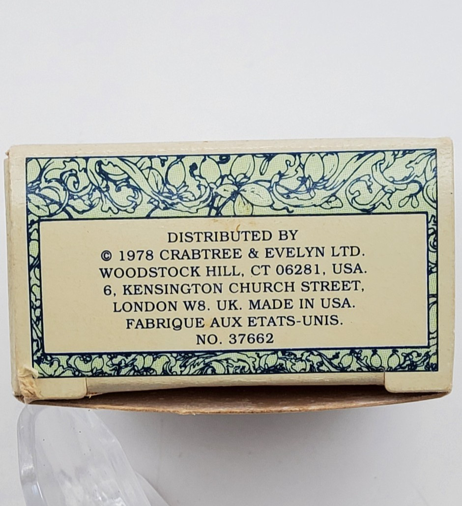 VTG 1978 SEA SHELL SOAP WITH JOJOBA OIL BOX ~ No soap…EMPTY BOX, Made in USA