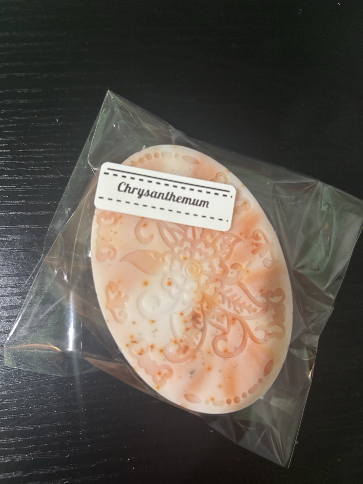 Chrysanthemum Scented Body Bar Soap White Peach Floral Oval Bar Unisex