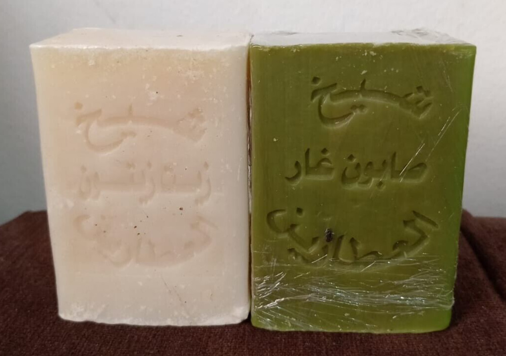 Natural Laurel Soap + Organic Olive Oil Soap (Made by Sheikh Al-Attarin) 2 Piece