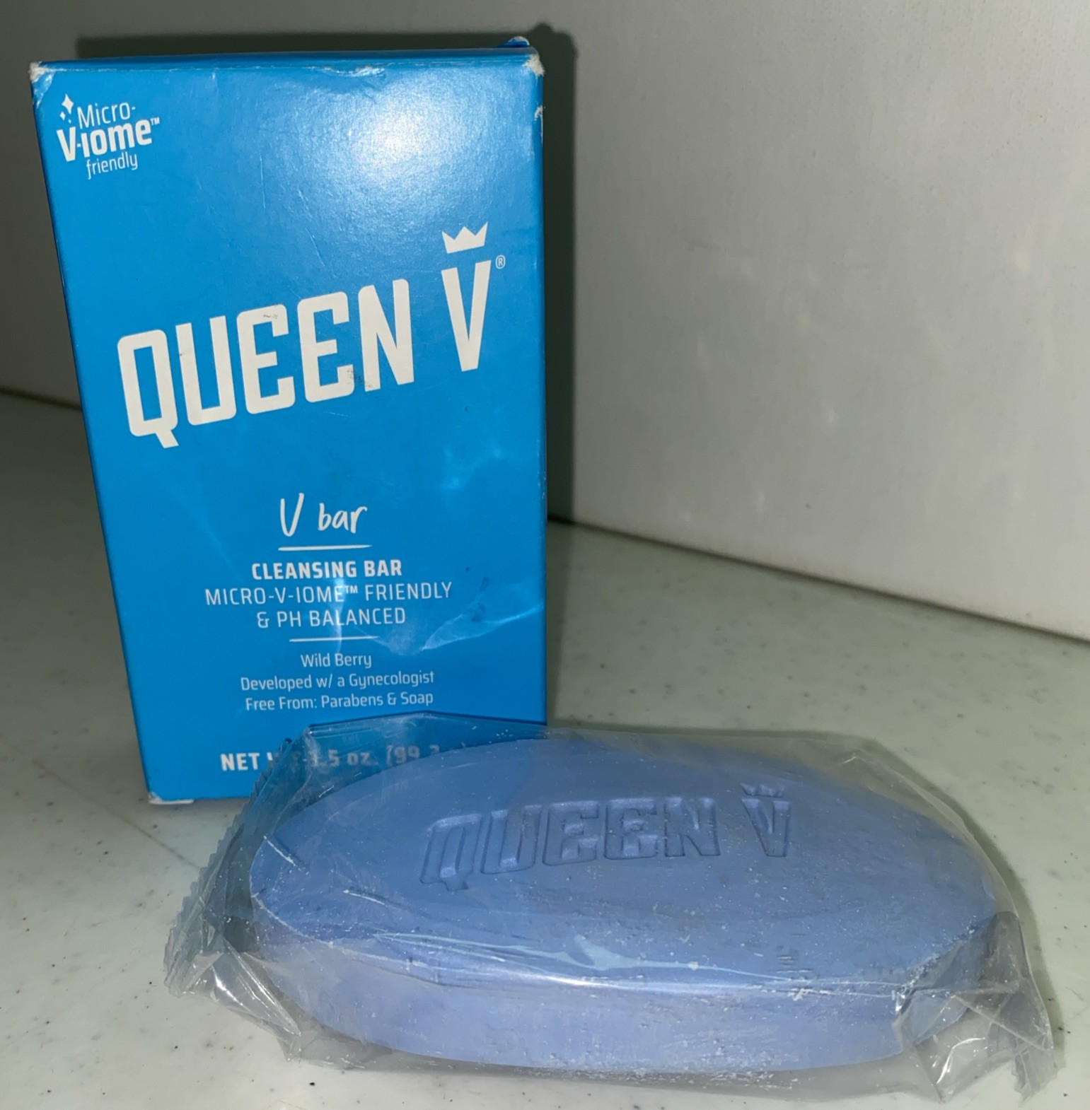 1 Bar Queen V Cleansing Bar V Bar WILD BERRY pH Balanced Soap 3.5oz Sealed
