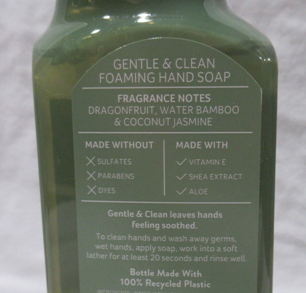 Bath & Body Works Gentle & Clean Foaming Hand Soap Set 2 WAIKIKI BEACH COCONUT