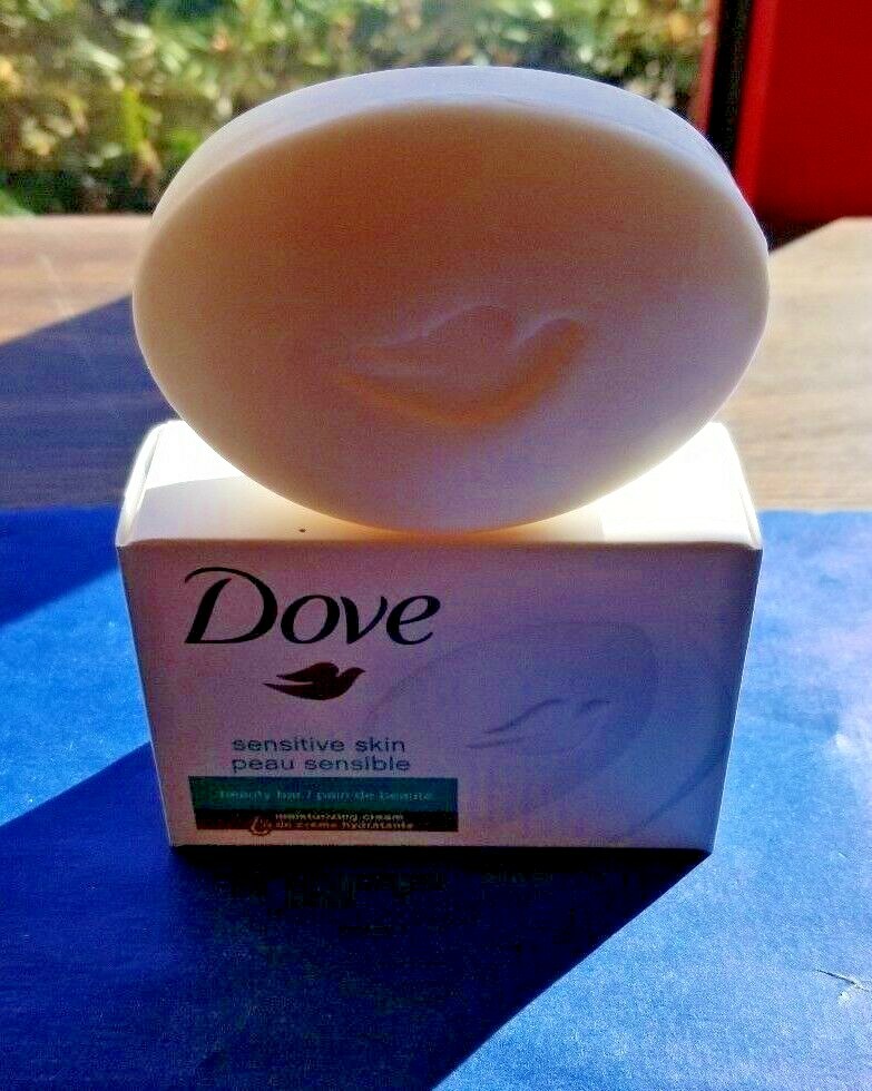 (TWO BARS) WOMEN 3.75 oz SENSITIVE SKIN DOVE WHITE SOAP FRAGRANCE FREE