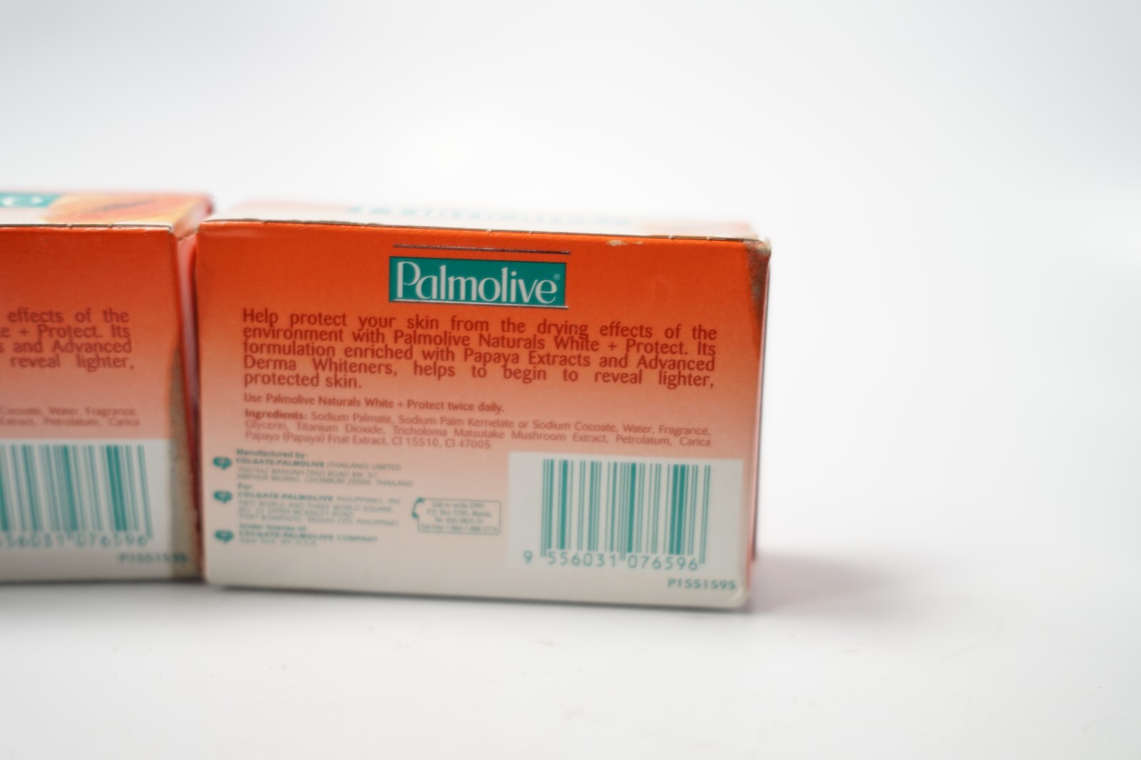 2x Palmolive Naturals – Derma Whiteners White & Protect Papaya Extracts New old