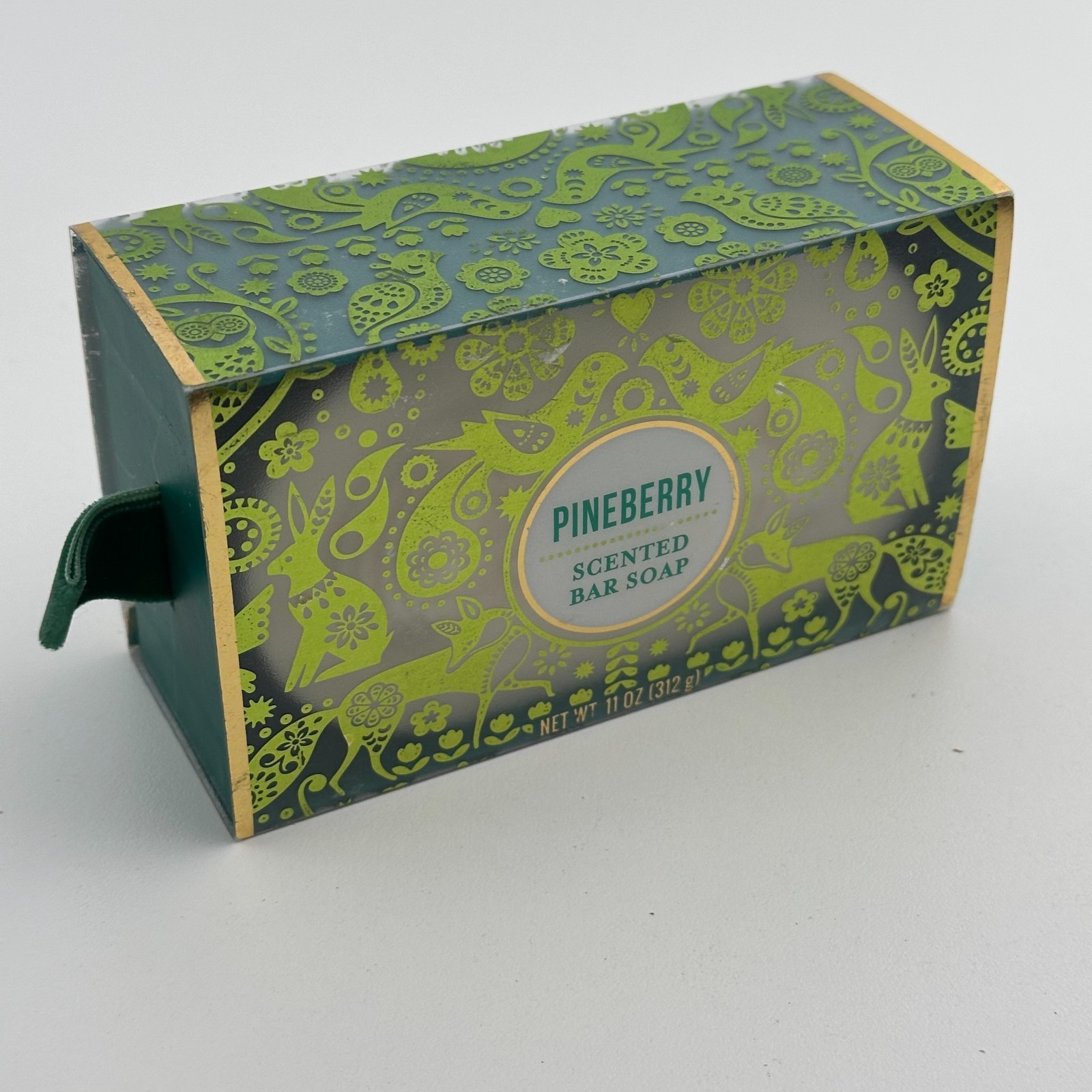 CST Pineberry Scented Bar Soap – 11 oz – Decorative Gift Box