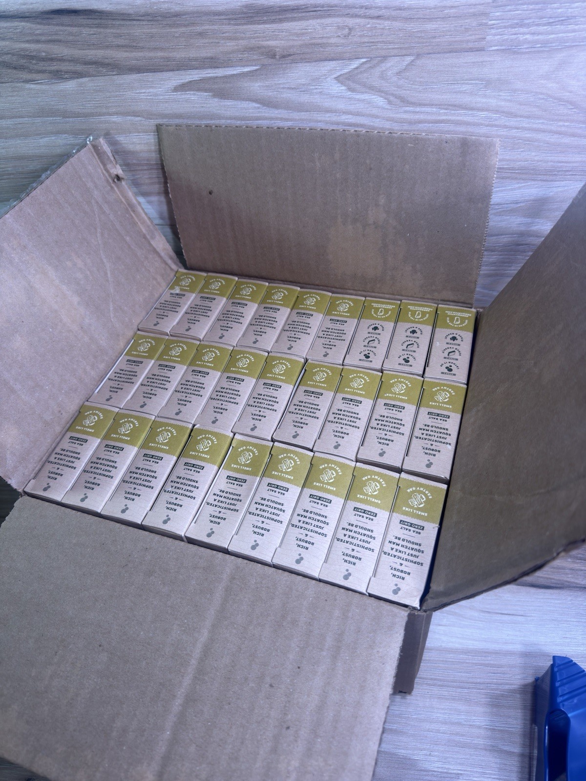 Dr Squatch Gold Moss Soap -Lot of 100 Bars
