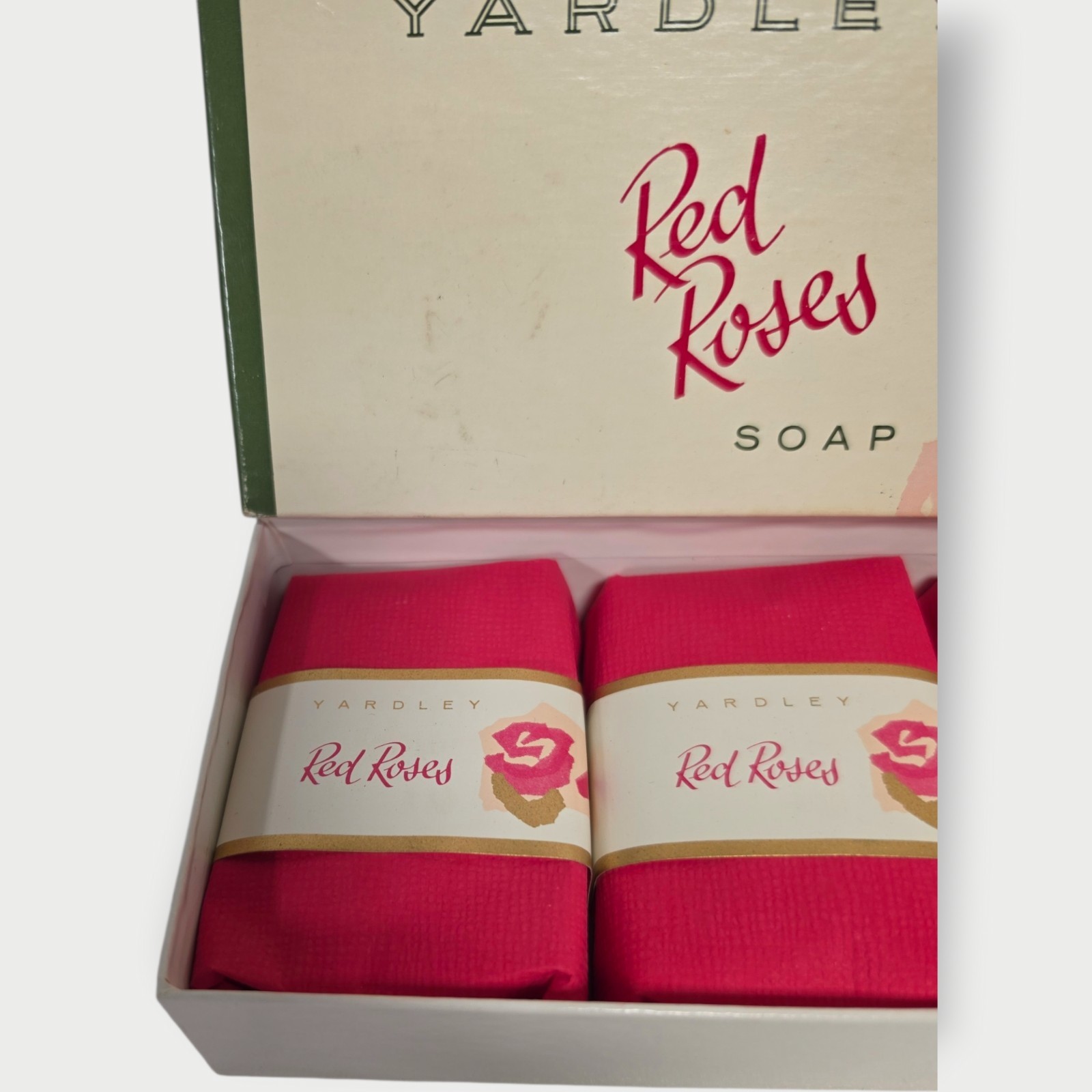 NEW Vintage Yardley Red Roses Soap Bar gift set Of 3 IN BOX Individually Wrapped