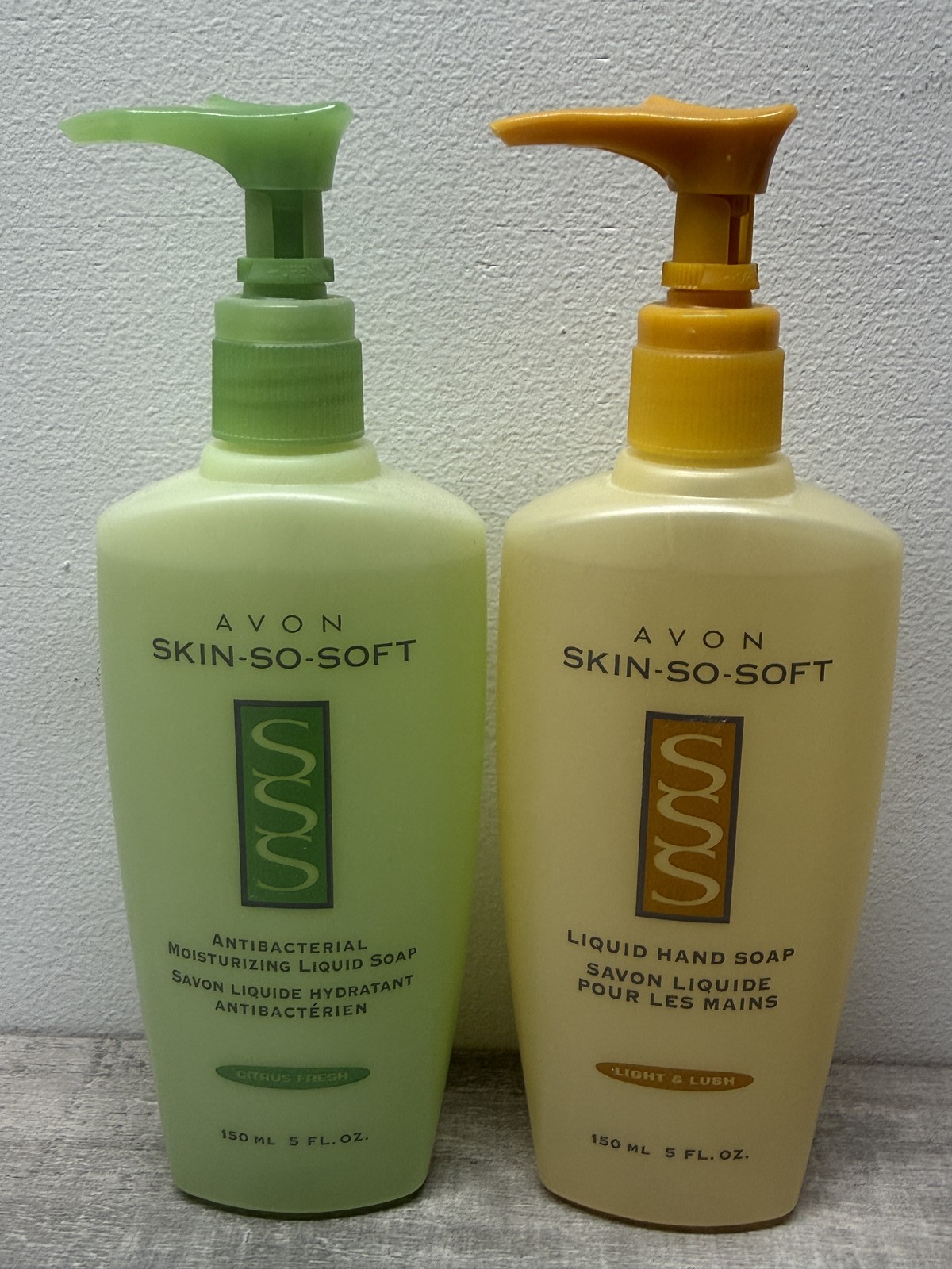 Avon Skin-So-Soft Liquid Soap Lot of 2: Citrus Fresh Antibacterial & Light Lush