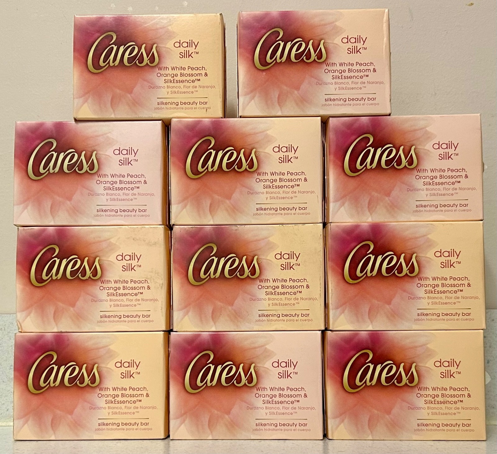 Caress Daily Silk White Peach & Silky Orange Blossom Beauty 4oz 22 Bar Soap