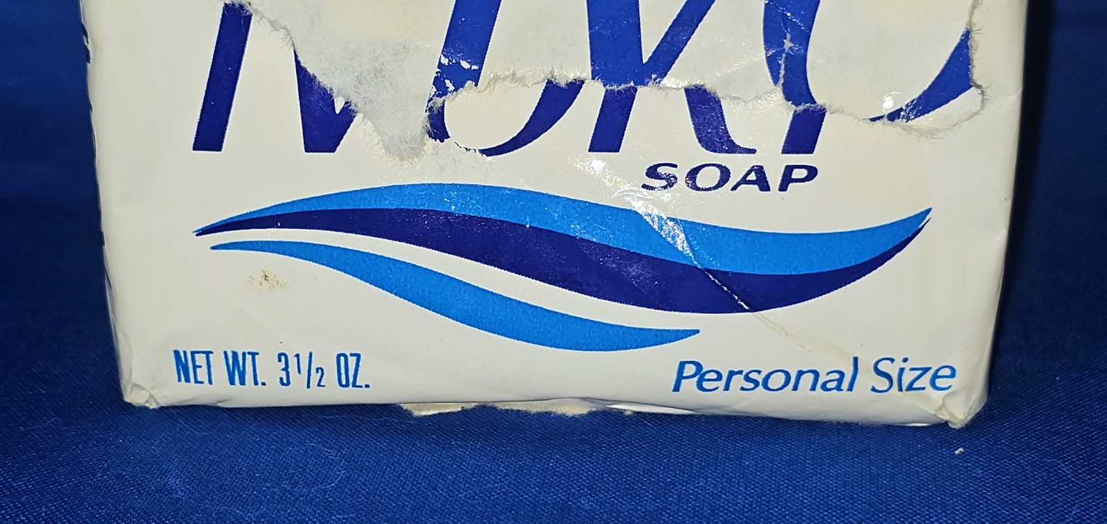 2 Vintage IVORY Bar Soap Personal Size 3.5oz 99% PURE It Floats Movie TV Prop