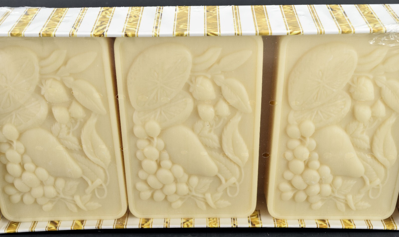 Saponificio Artigianale Fiorentino Lemon Soaps 3 Bars 4.40 Ounces Each