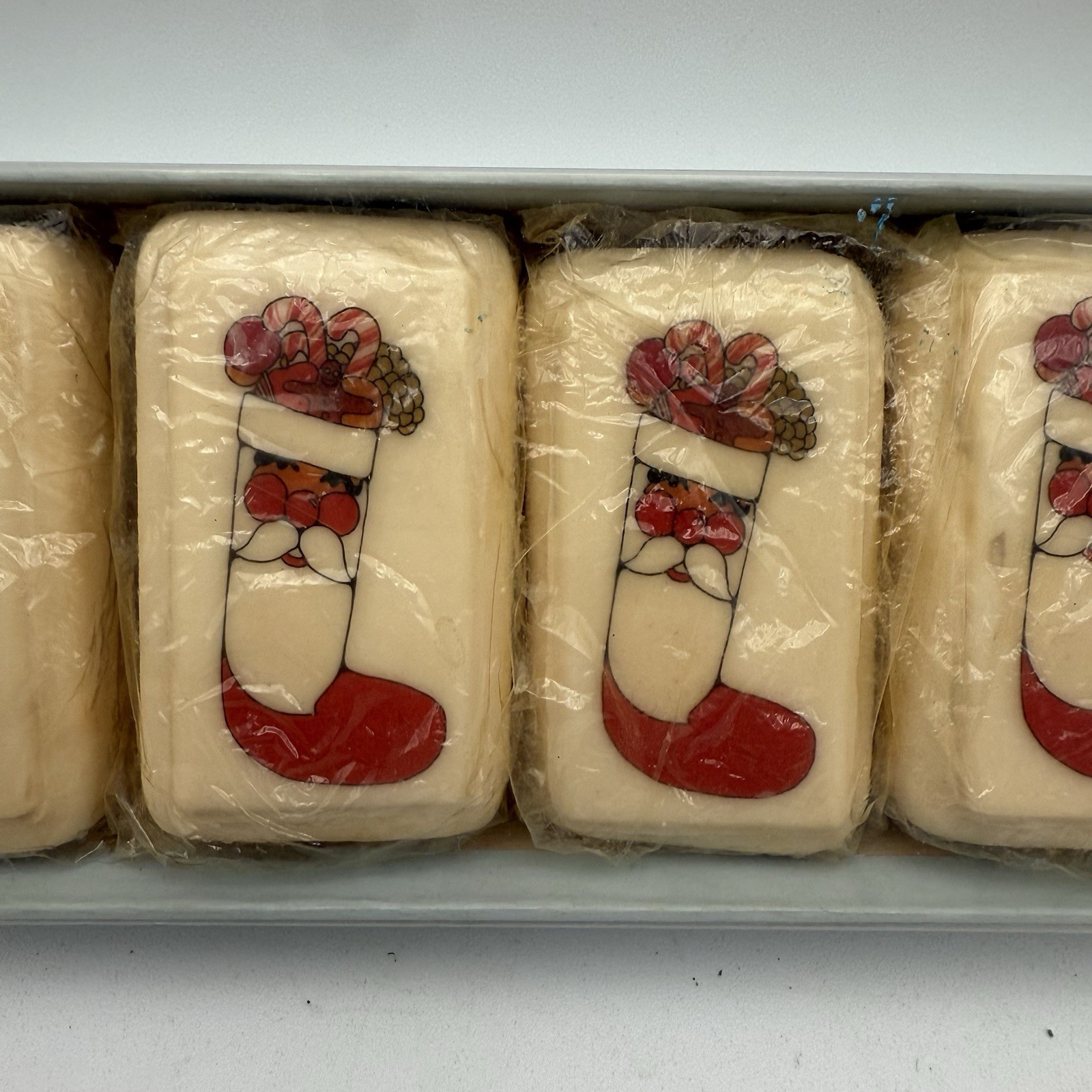 Vtg Katherine Gray Santa Christmas Soap Made From French Milled Soap 6 small bar