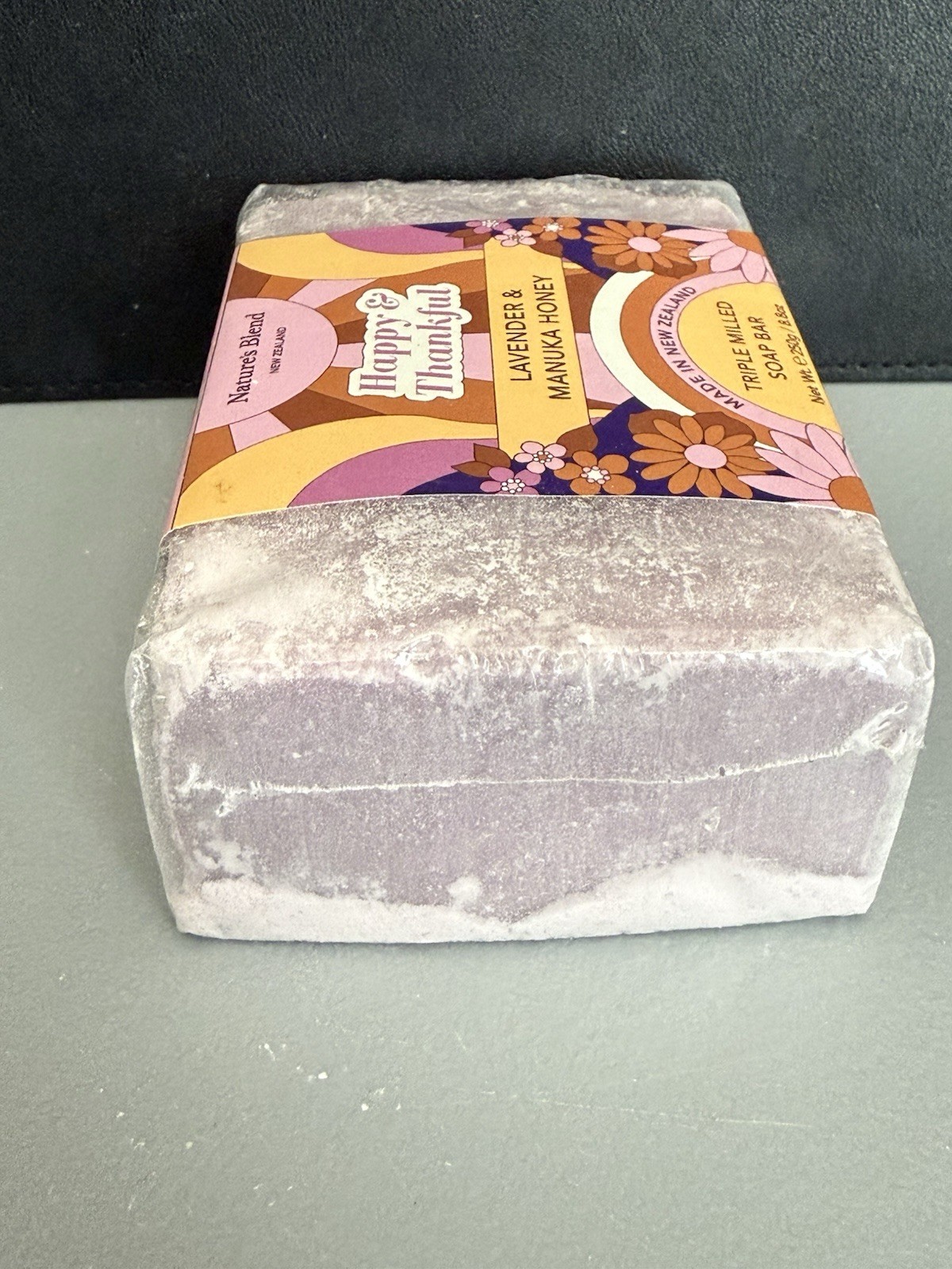 Nature’s Blend New Zealand Lavendar & Manuka Honey Triple Milled Soap Bar