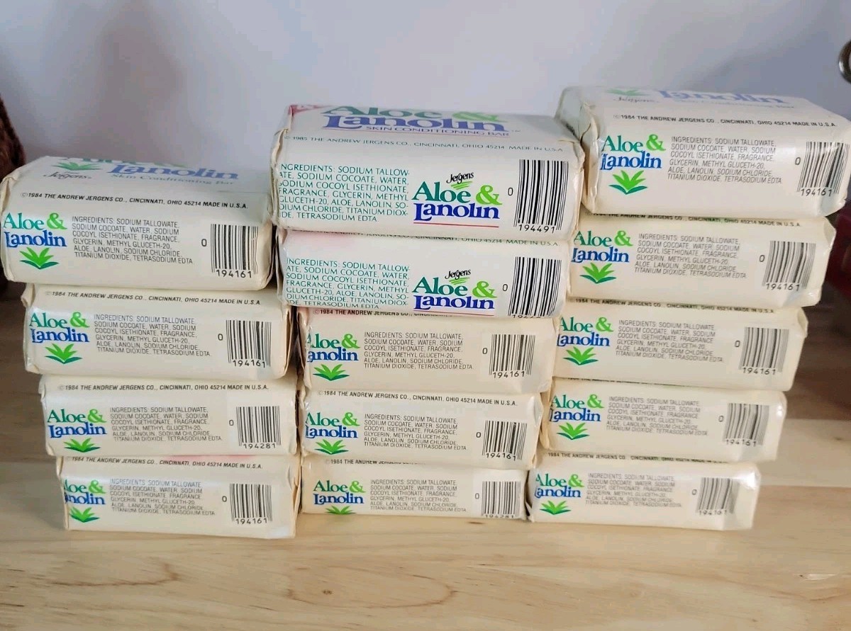 Lot Of 14 Vintage Jergens Aloe & Lanolin Skin Conditioning Bar Soap 3.5oz Size