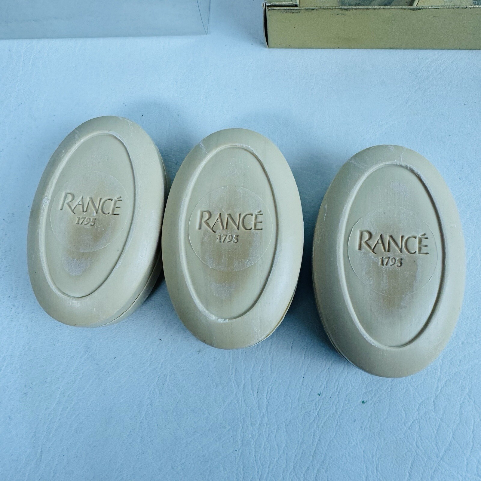 Beverly Hills Floral Soap Bars Decorative Guest Rance Scented Italy Set of 3 New
