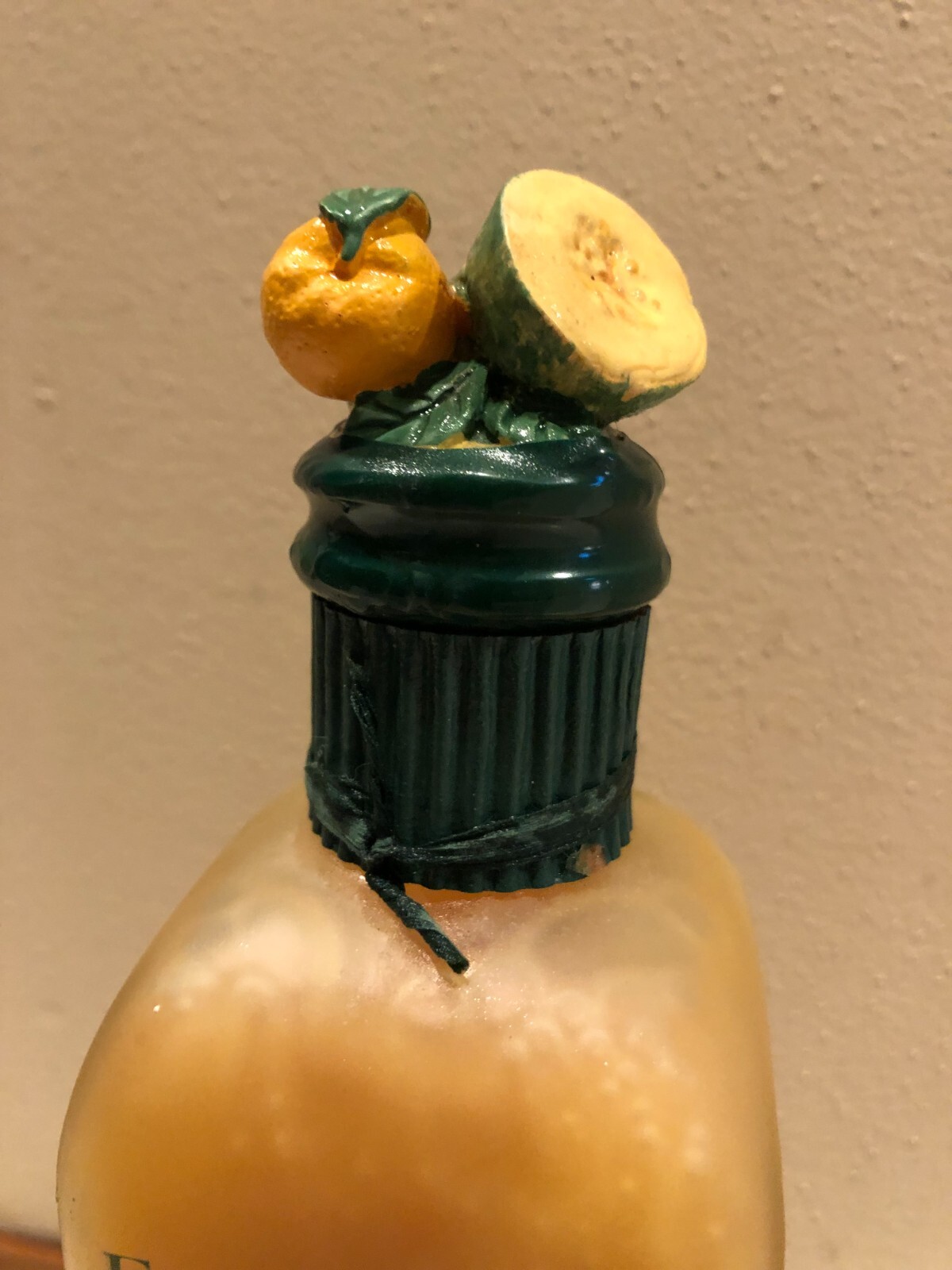 Vintage FRUITS & PASSION Foam Bath Glass Bottle Orange Cantaloup 17 Oz Rare NEW