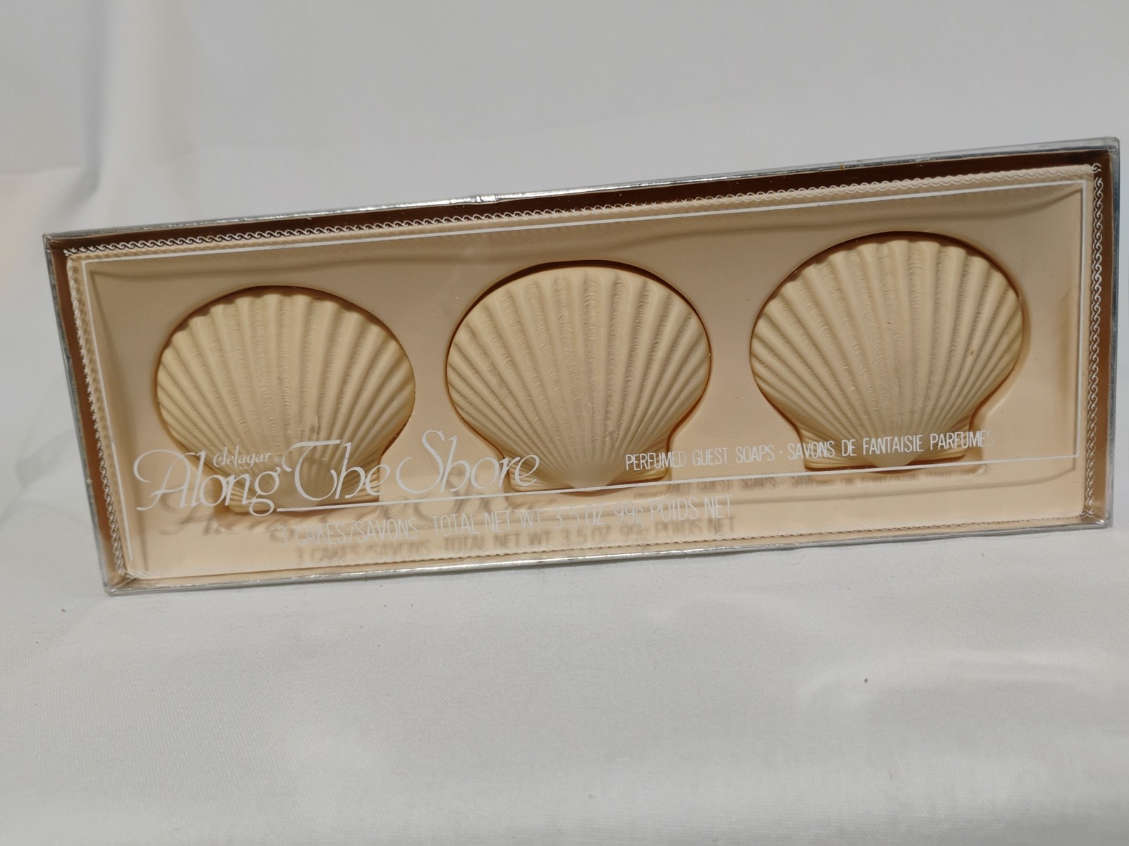 Delagar ALONG THE SHORE Seashell Perfumed Guest Soaps 3.5 oz New Old Stock