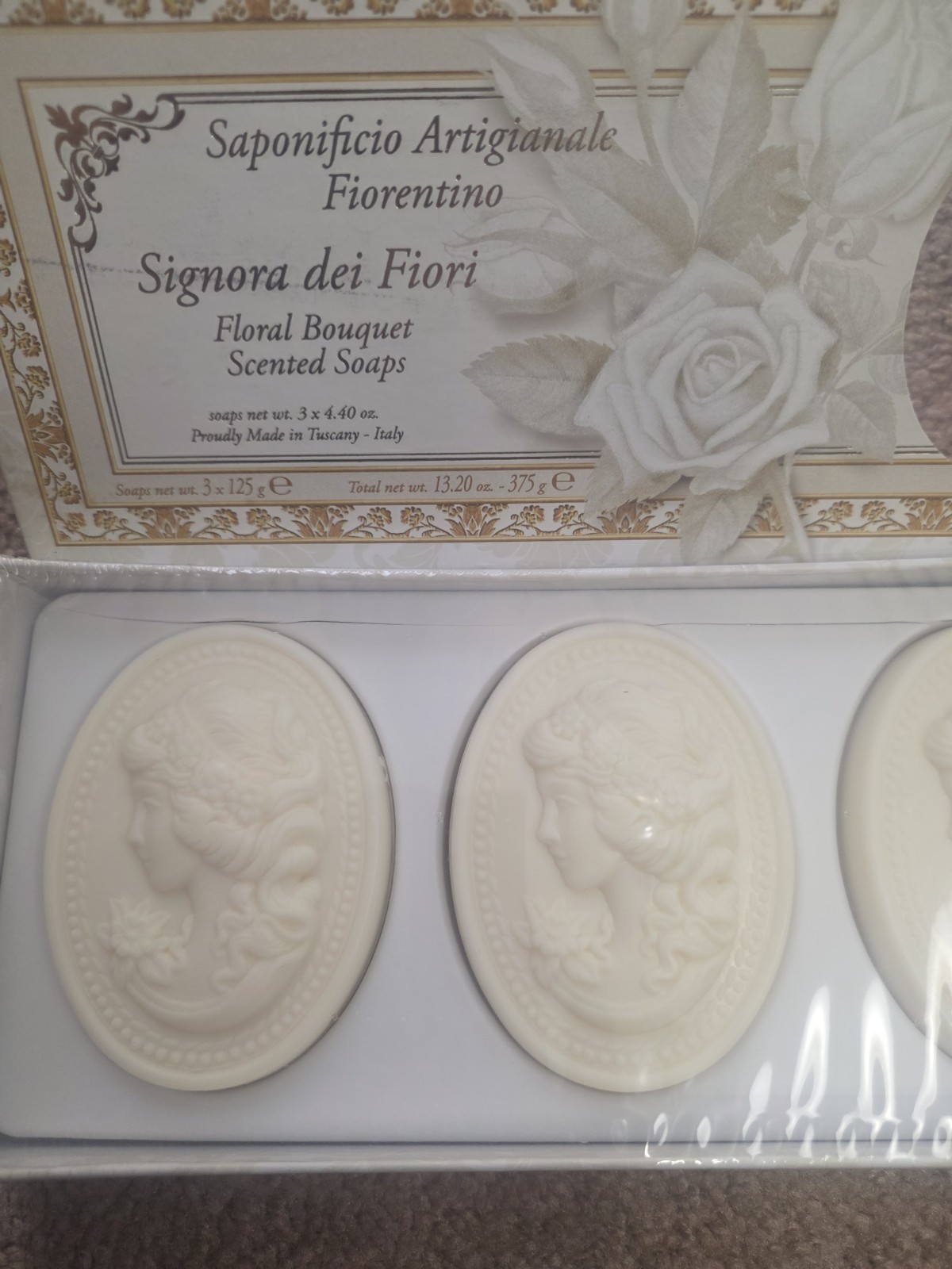 Saponificio Artigianale Fiorentino Signora dei Fiori Soap Set 3 Bars 4.40 oz
