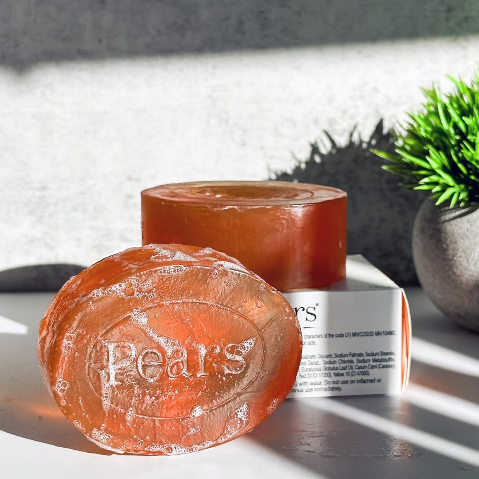 Pears Soap, Pure & Gentle with Natural Oils, 24-Pack – Transparent Amber Glyc…