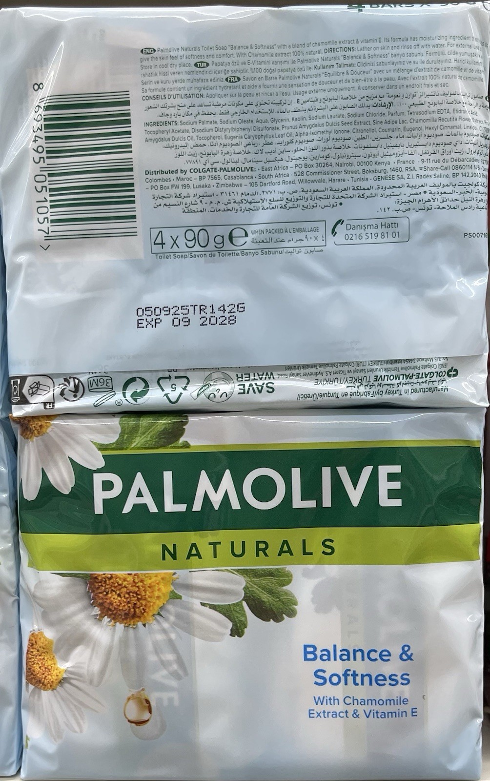 16 Pcs Palmolive Naturals Balance & Softness,Chamomile Extract & Vitamin E 90g