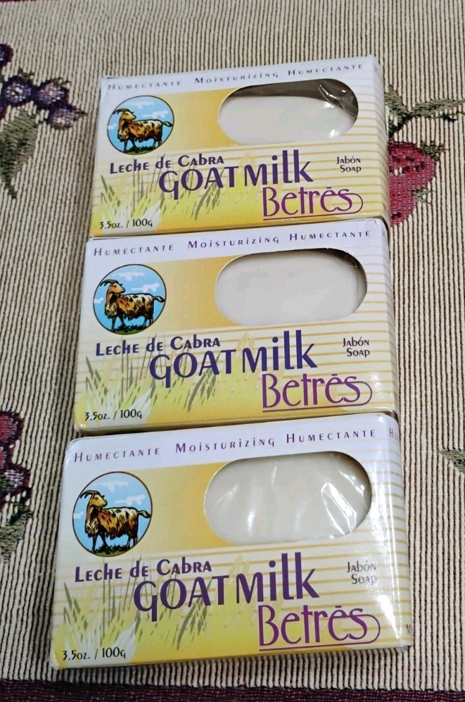 Lot Pack of 3 Goat Milk Moisturizing Bar Soap 3.5 oz. Jabon Leche de Cabra