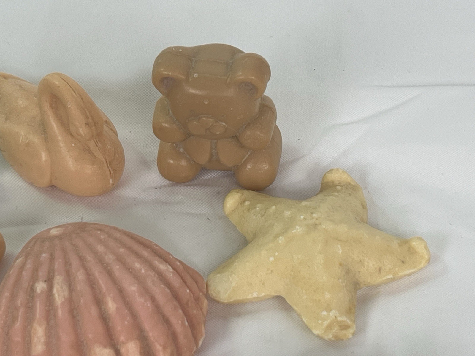 Vintage Guest Colorful Shaped Soap Seashells Butterflys Swans Bears Lot of 15