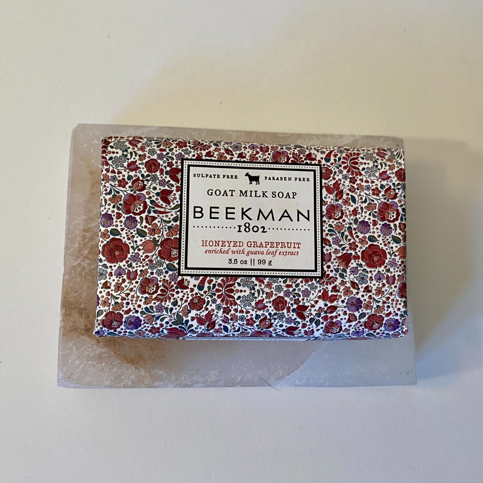 Set of Beekman 1802 Honeyed Grapefruit Goat Milk Soap 3.5 oz + Stone Soap Dish