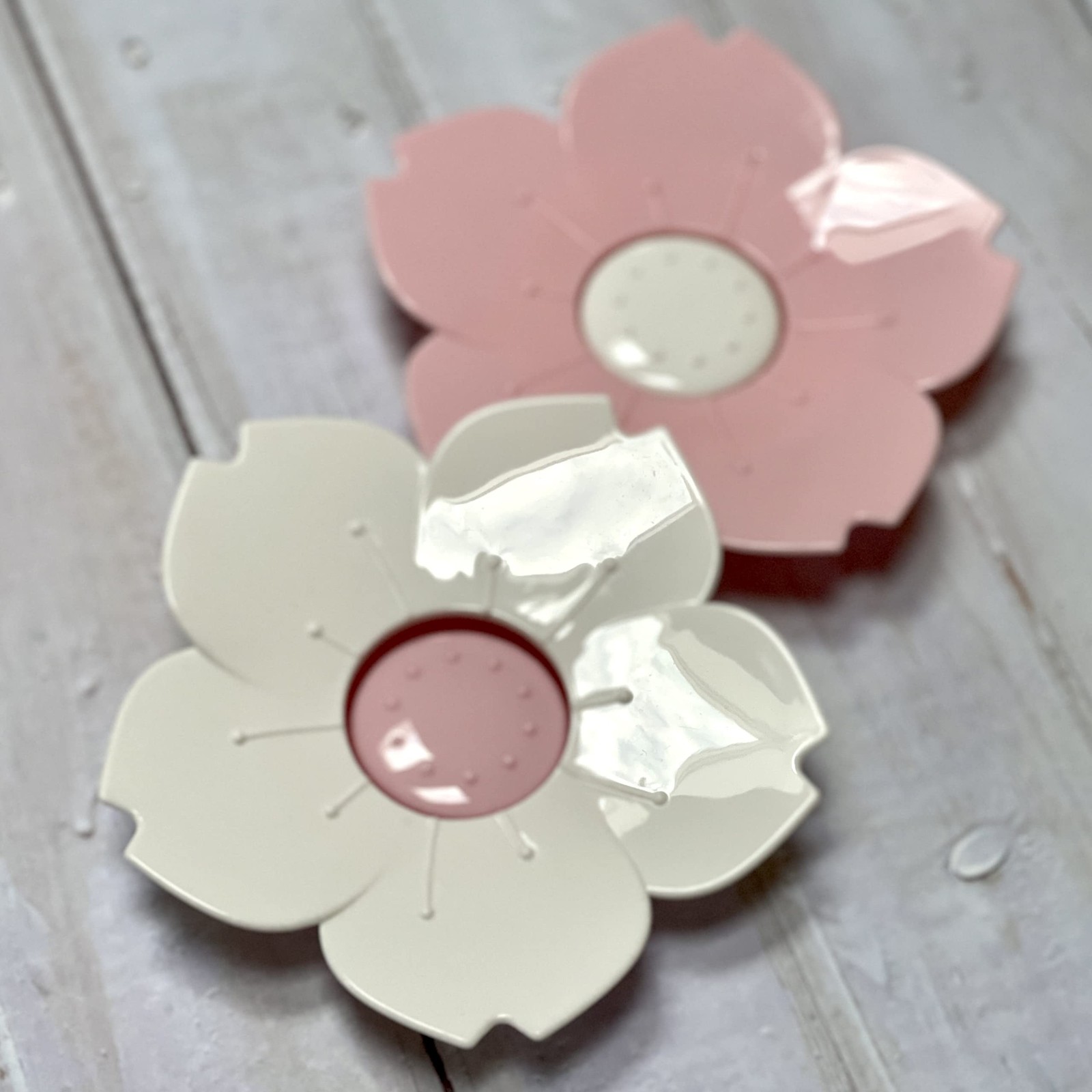 Adorable Pink Peri – 2-Pack Pink Soap Dish for bar soap Lovers | Self drainin…