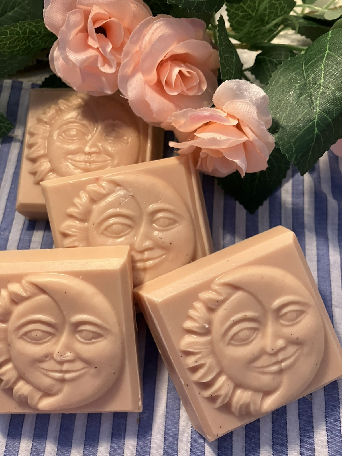 Handmade Glycerin/Goatmilk Soap~Organic Natural Oils~PINEAPPLE MANGO COCONUT~3oz