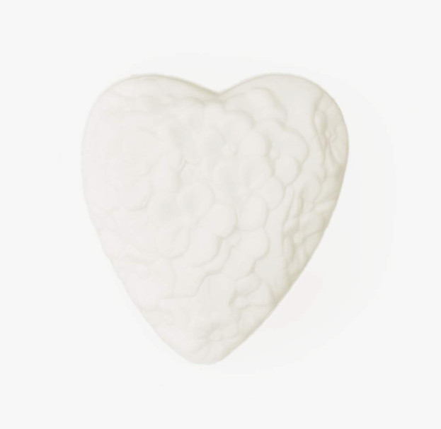 Caswell-Massey Gianna Rose Heart Shape Soap 2 Bars French Milled Honey Aloe NEW