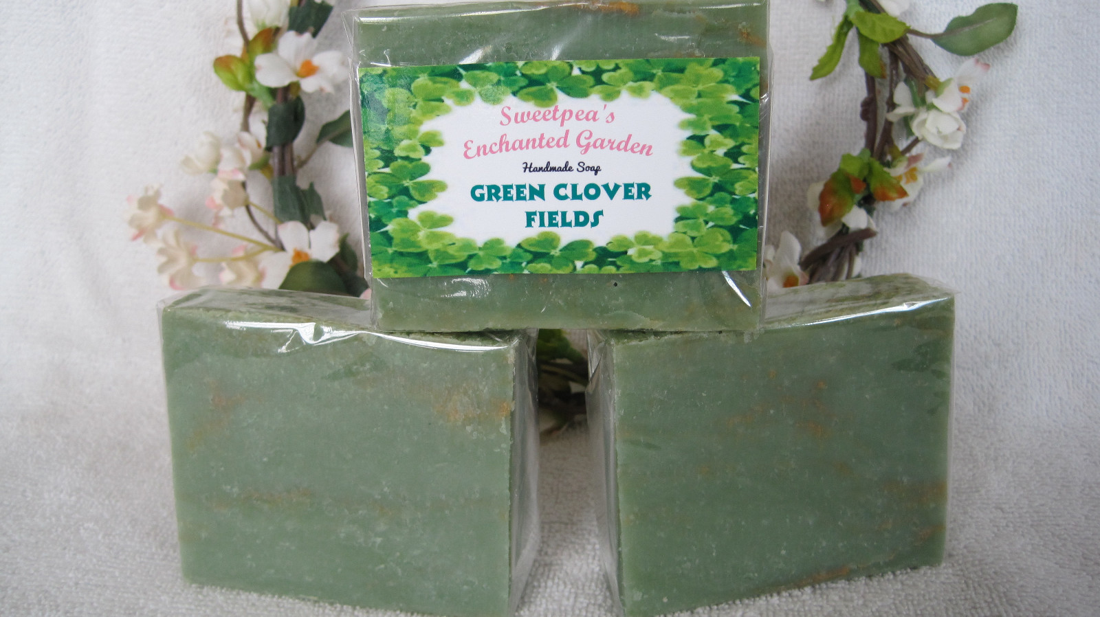 +++ HANDMADE NATURAL VEGAN SOAP BAR,”GREEN CLOVER FIELDS” 4+oz