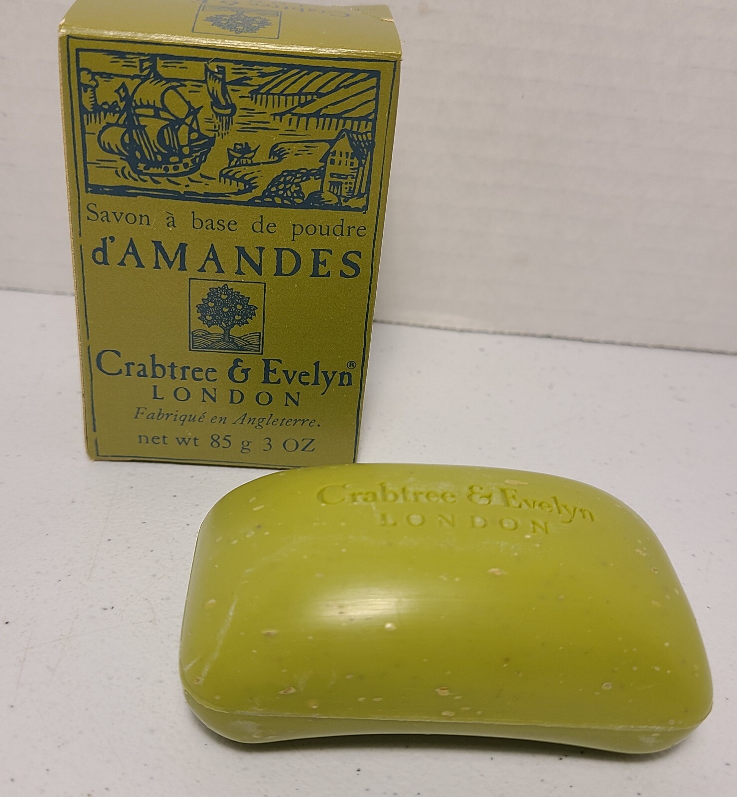 Crabtree & Evelyn Almond Meal English Country Soap 3oz 85g Vintage