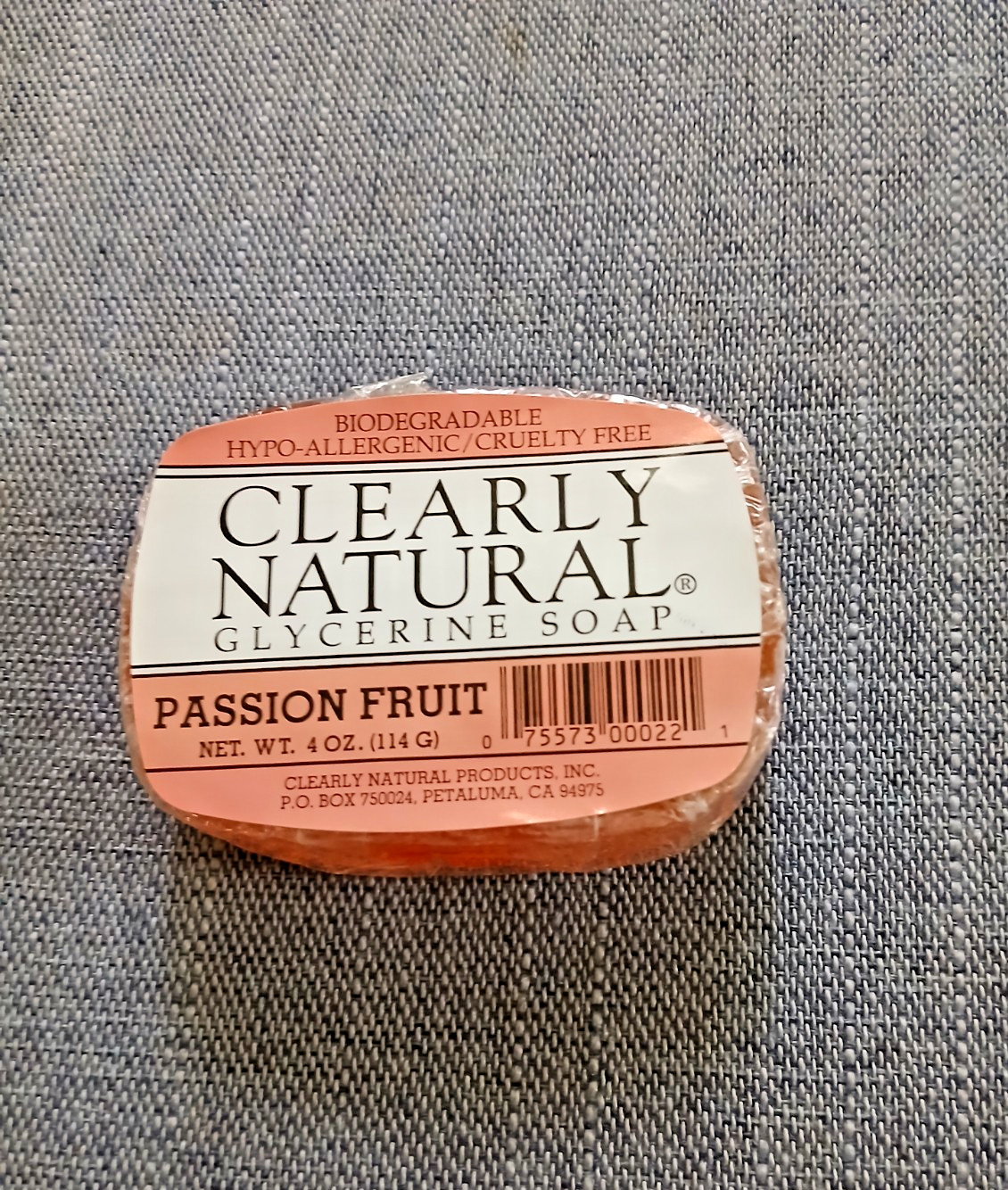 Vintage Clearly Natural Glycerine Bar Soap Passion Fruit, 4 Ounce