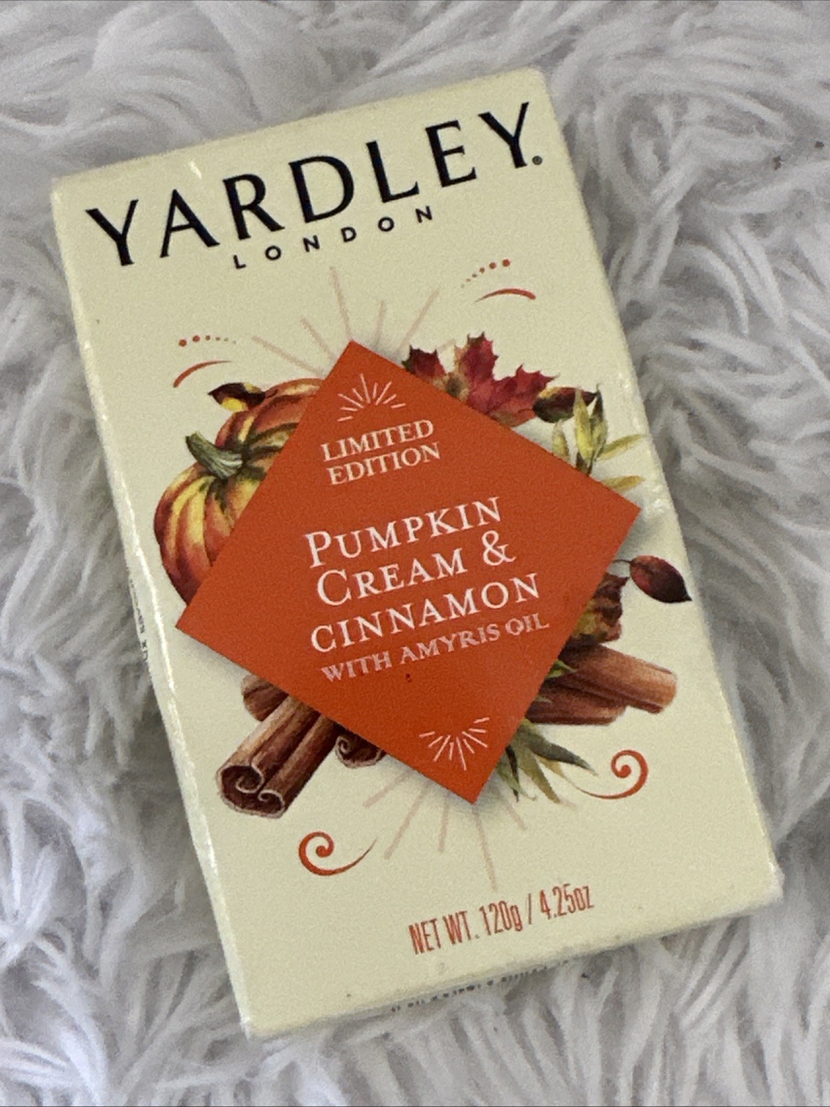 Yardley Bar Soap Pumpkin Cream and Cinnamon with Amyris Oil New 4.25 Full Size