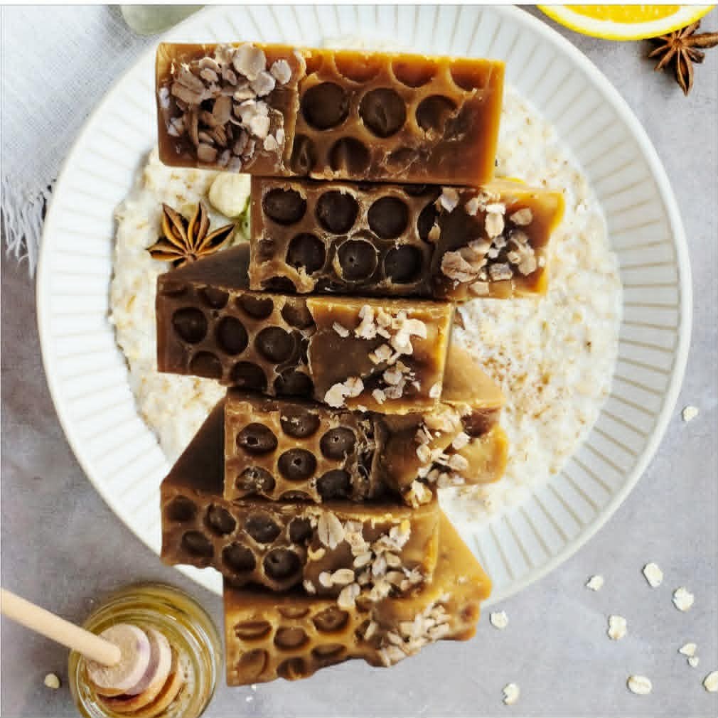 Oatmeal Goat Milk & Honey Beauty Bar Soap w/ Kojic Acid & Niacinamide B3 Scented