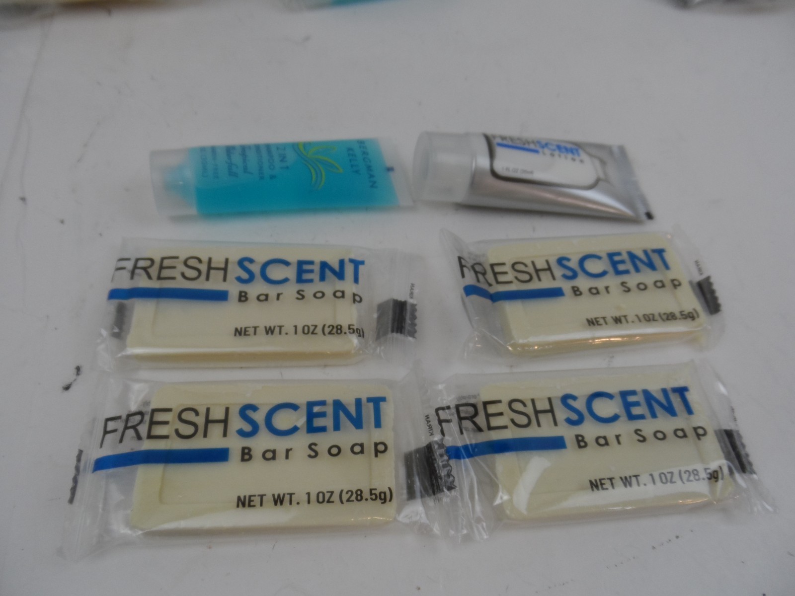 Fresh Scent Travel (4) Bar Soaps (1) Lotion /Bergman Kelly Shampoo -(4 Sets)-NEW