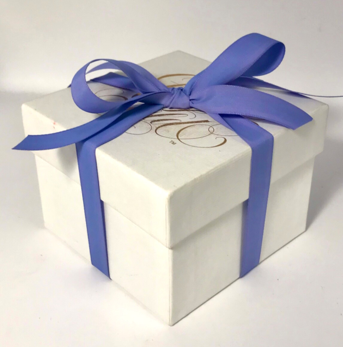 Soap Heart shaped 12.9 oz vintage new in box with ribbon ready for gifting new