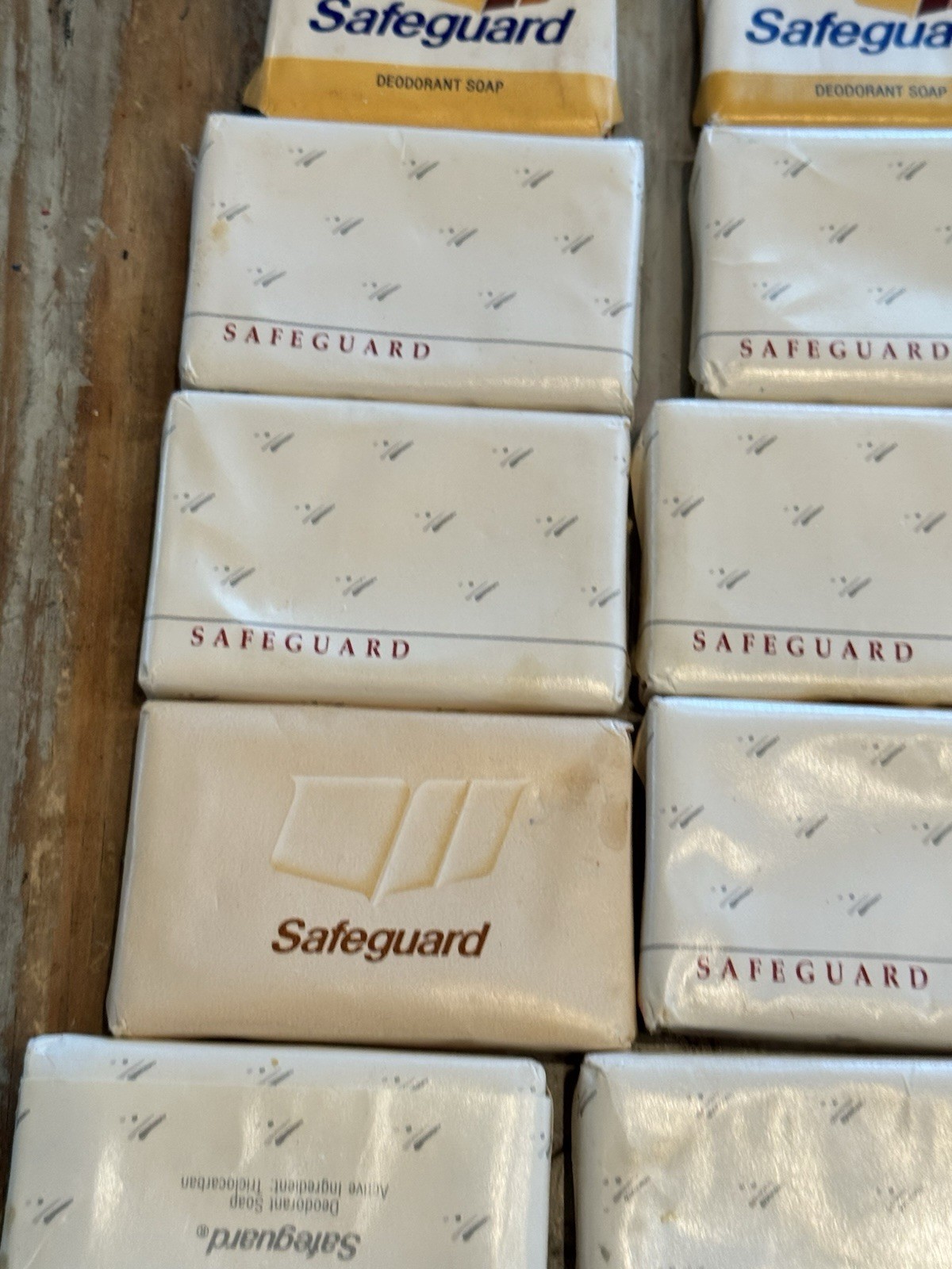 Lot Of 28 Vintage Travel, Size, Soaps, Including Safeguard, And Sweet Bouquet
